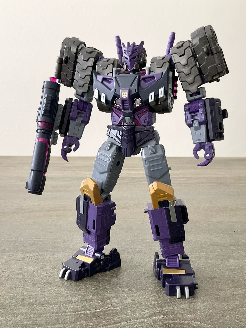 Transformers Legacy United Voyager Class Tarn